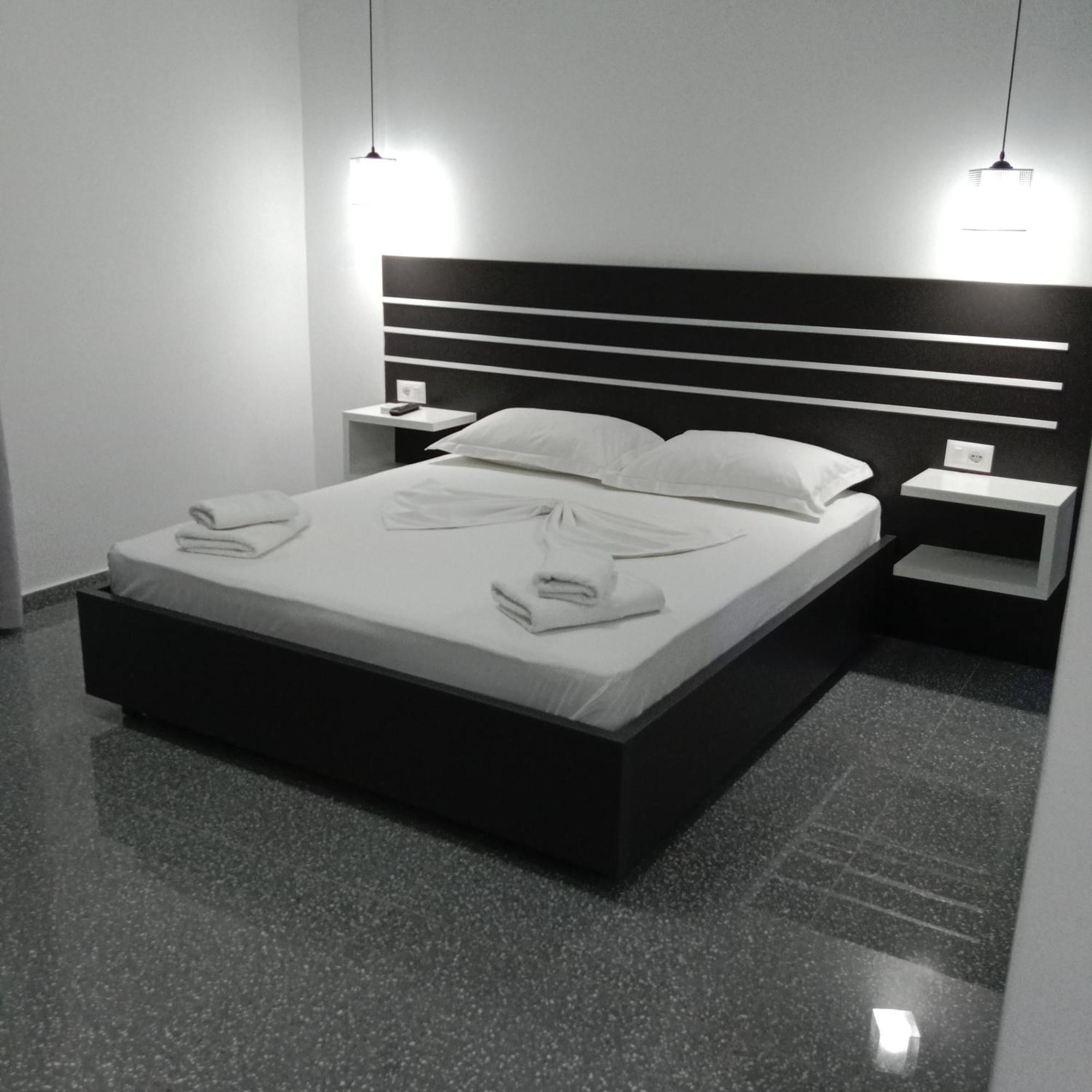 Hotel Villa Ruci Εξαμίλιο Εξωτερικό φωτογραφία