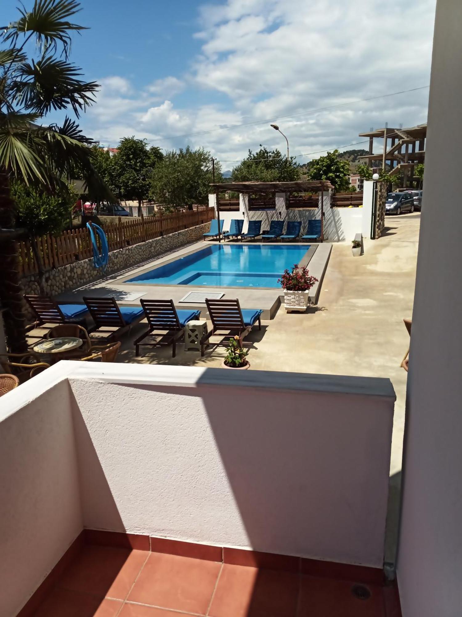 Hotel Villa Ruci Εξαμίλιο Δωμάτιο φωτογραφία